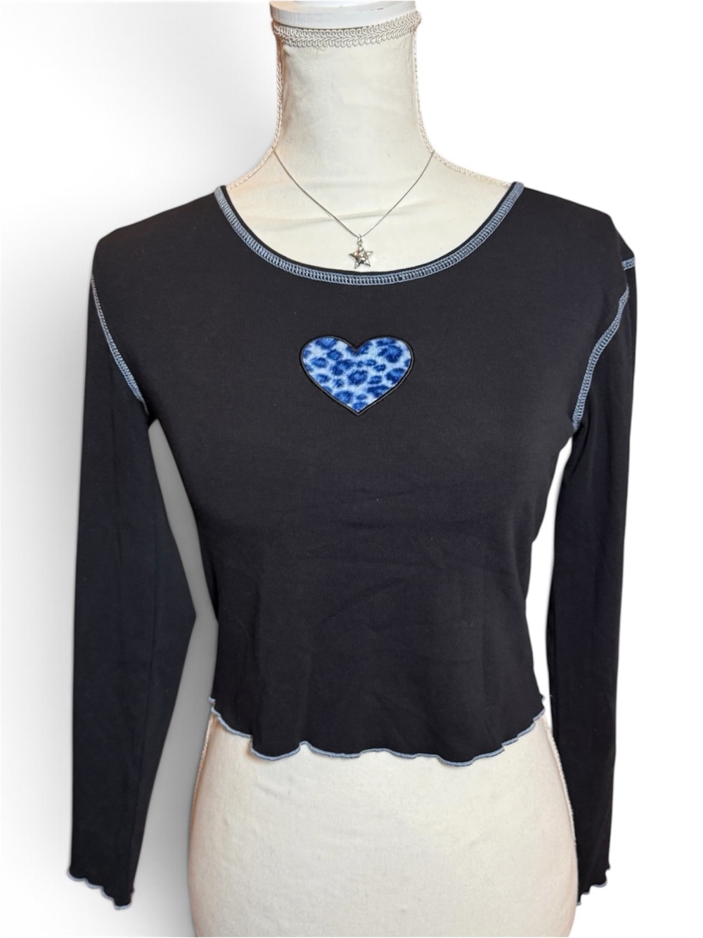DELIA’S VELVET HEART LEOPARD PRINT BLUE Y2K TOP 🩵🦋🫧
